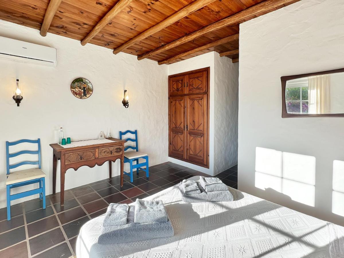 Quinta Mourada Bed and Breakfast São Bartolomeu Exteriör bild